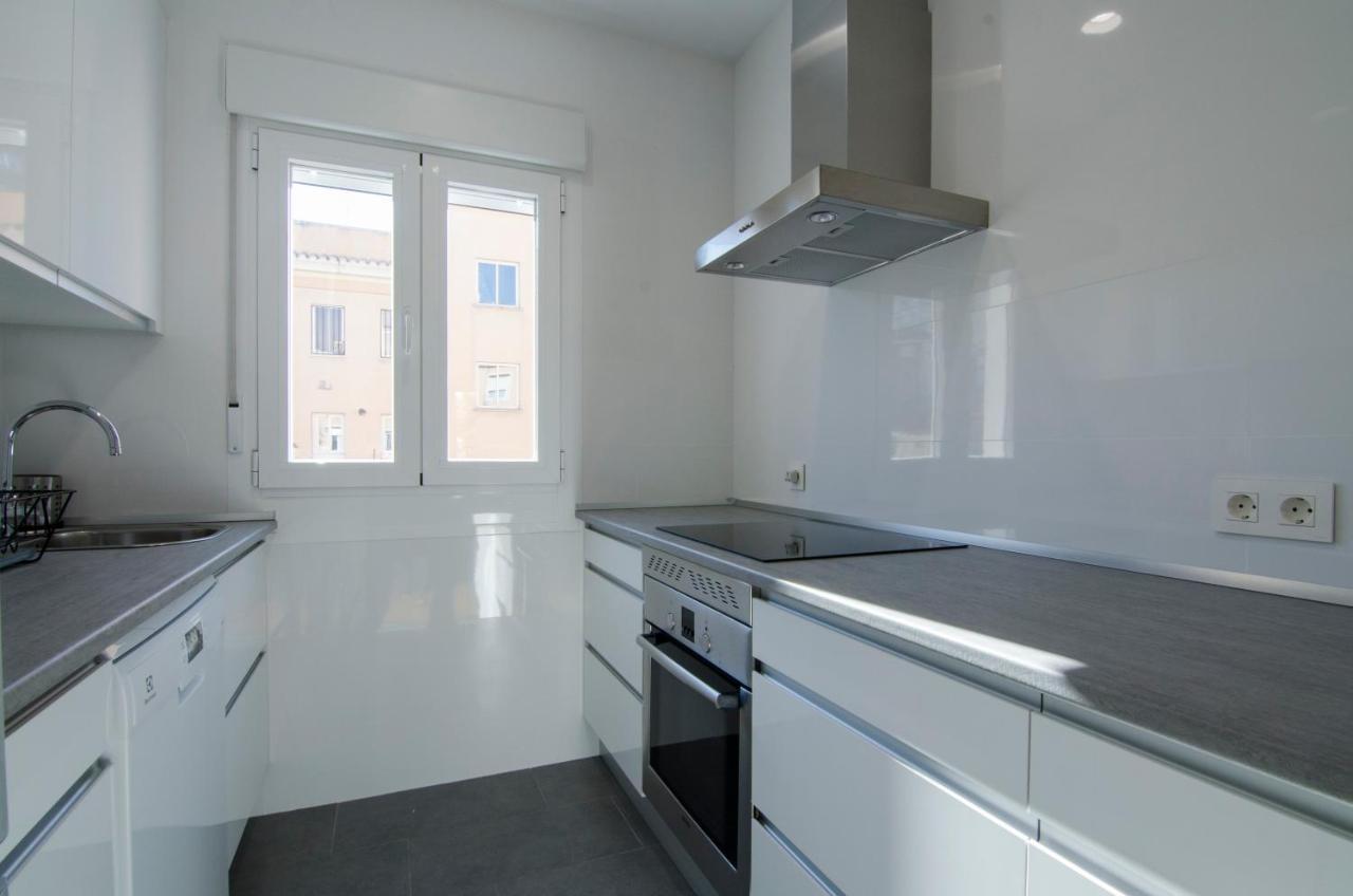 2 Bedrooms 2 Bathrooms Furnished - Bernabeu - Business Area With Terrace - Minty Stay Madrid Extérieur photo