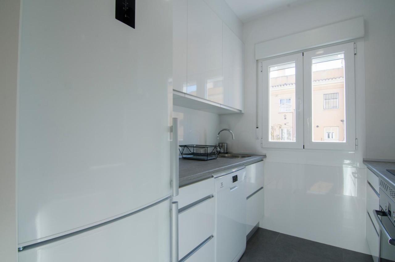 2 Bedrooms 2 Bathrooms Furnished - Bernabeu - Business Area With Terrace - Minty Stay Madrid Extérieur photo