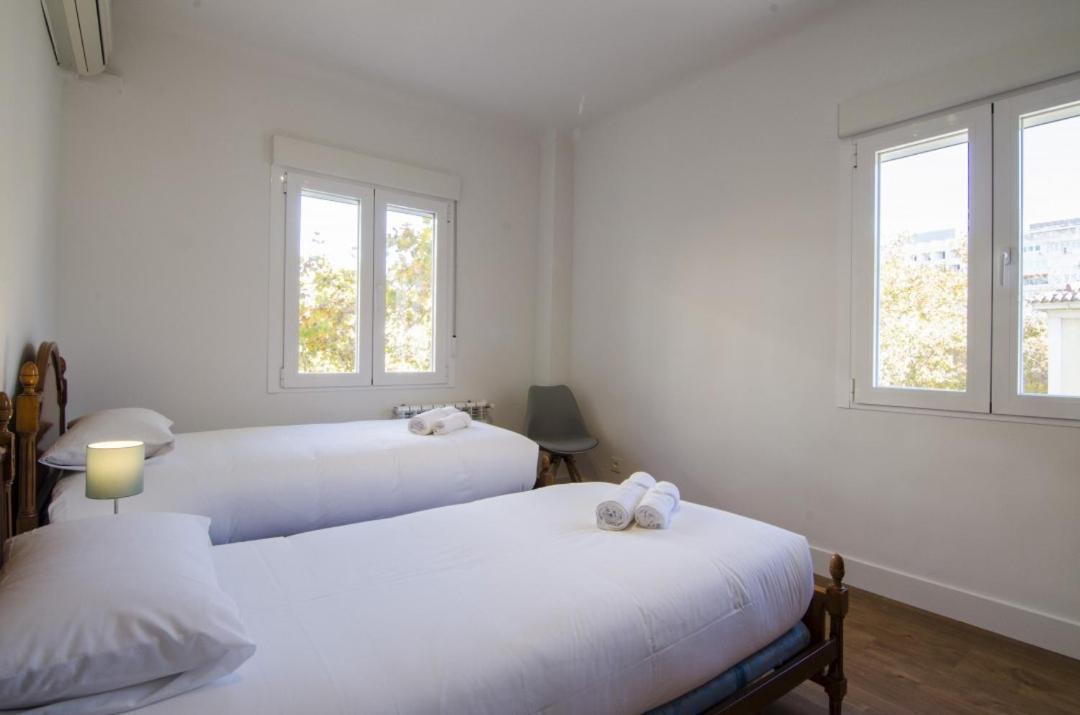 2 Bedrooms 2 Bathrooms Furnished - Bernabeu - Business Area With Terrace - Minty Stay Madrid Extérieur photo